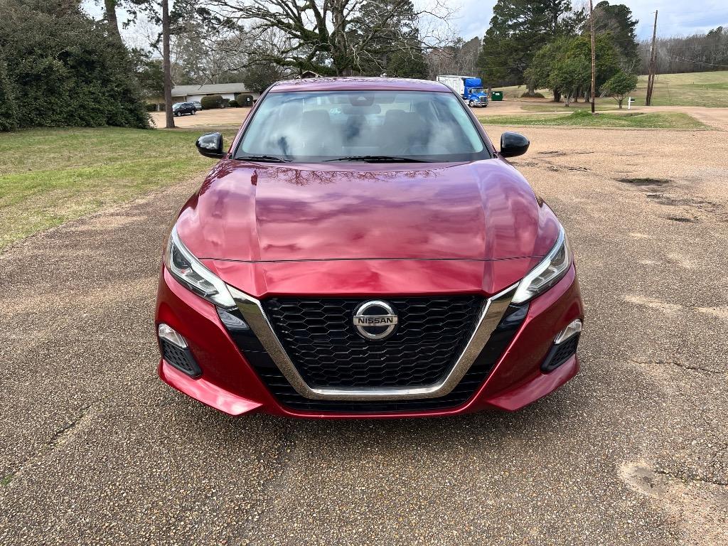 2021 Nissan Altima - $22,800