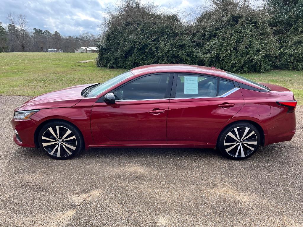 2021 Nissan Altima - $22,800