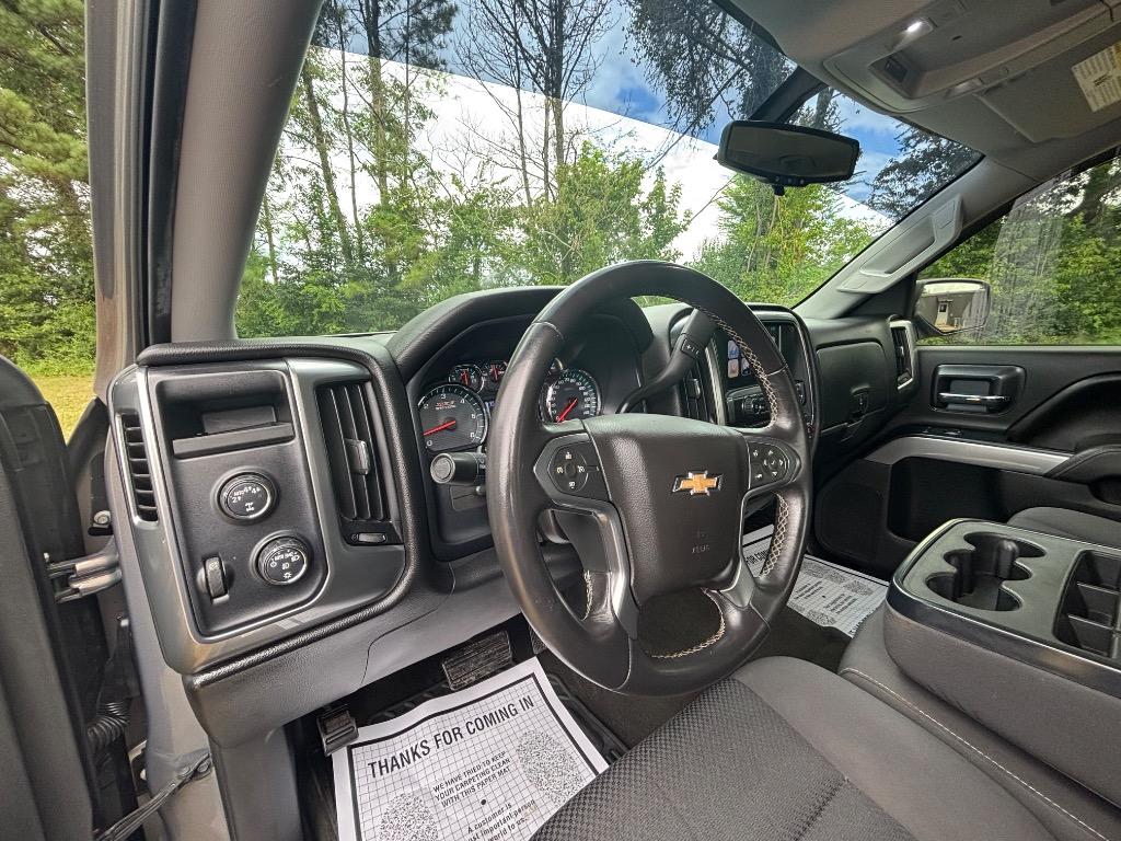 2017 Chevrolet Silverado 1500 - $20,980