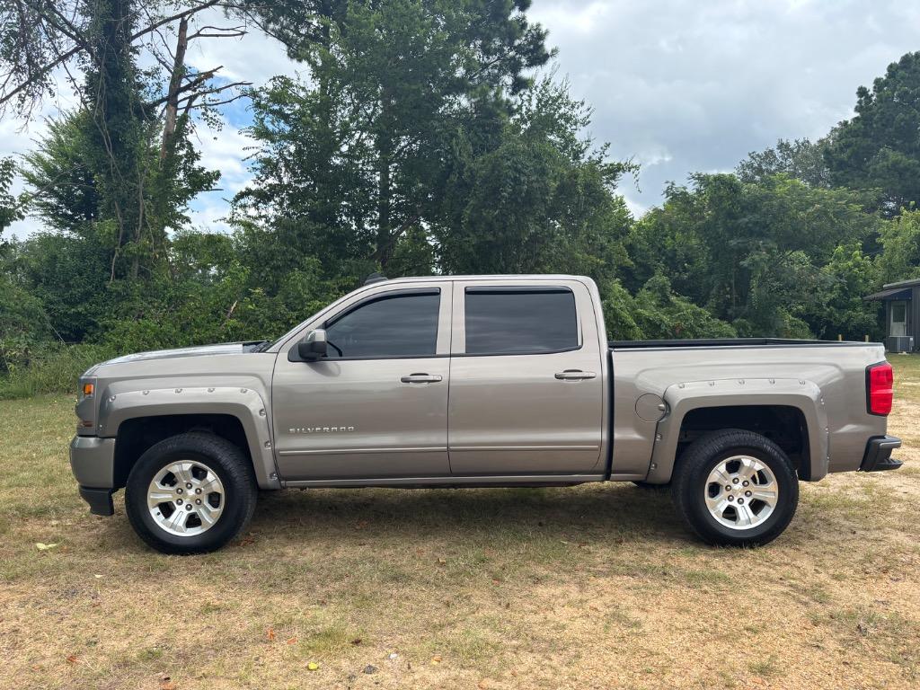 2017 Chevrolet Silverado 1500 - $20,980