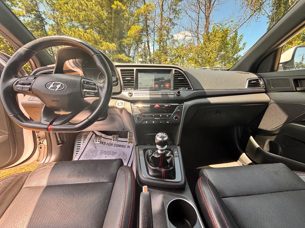 2017 Hyundai Elantra - $13,400
