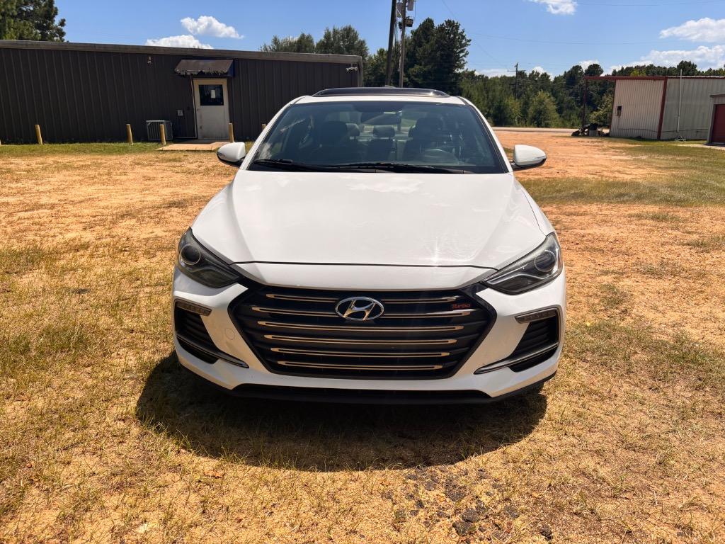 2017 Hyundai Elantra - $13,400