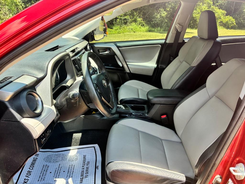 2017 Toyota RAV4 - $22,700