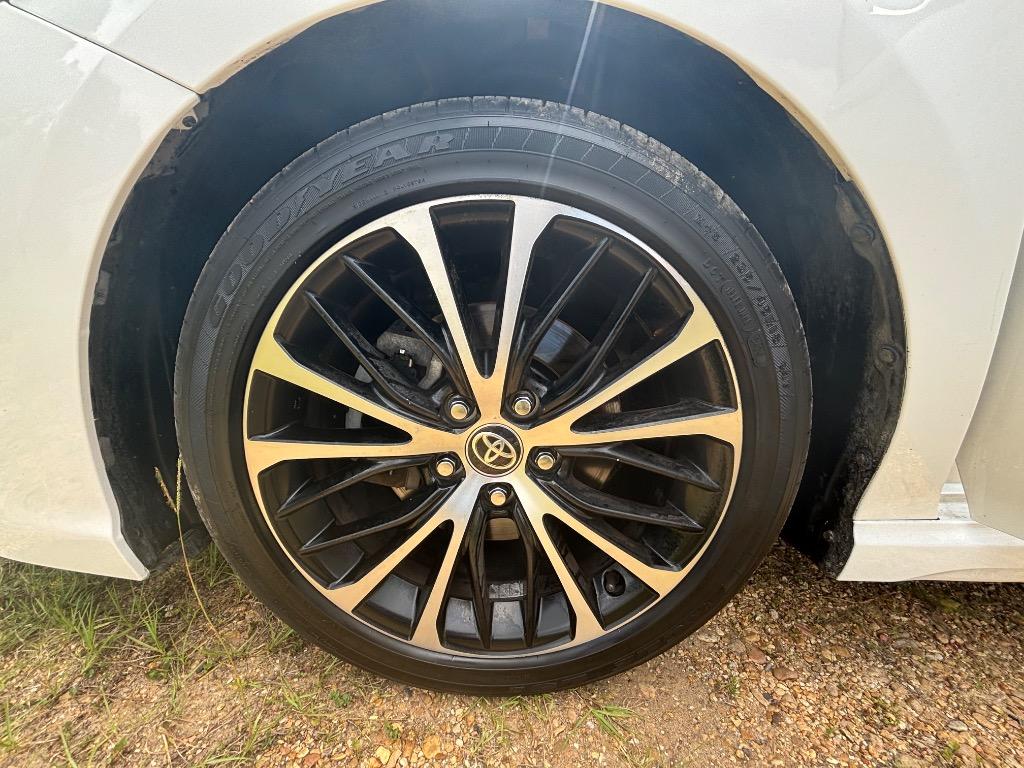 2020 Toyota Camry - $19,700