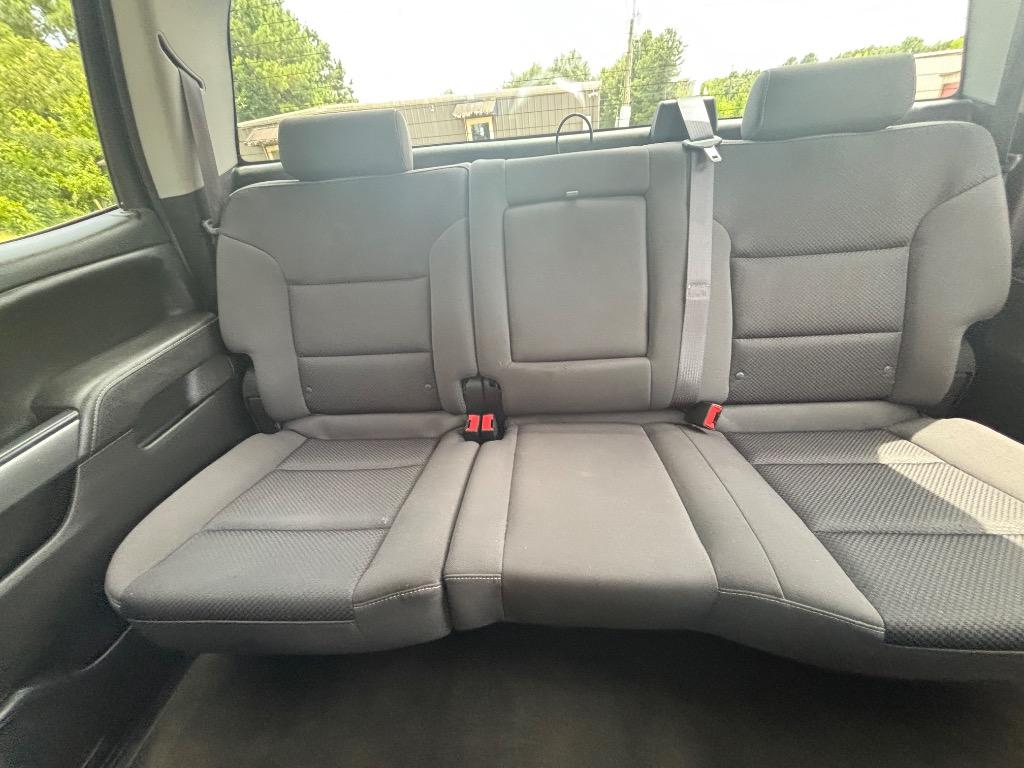 2017 Chevrolet Silverado 1500 - $25,600
