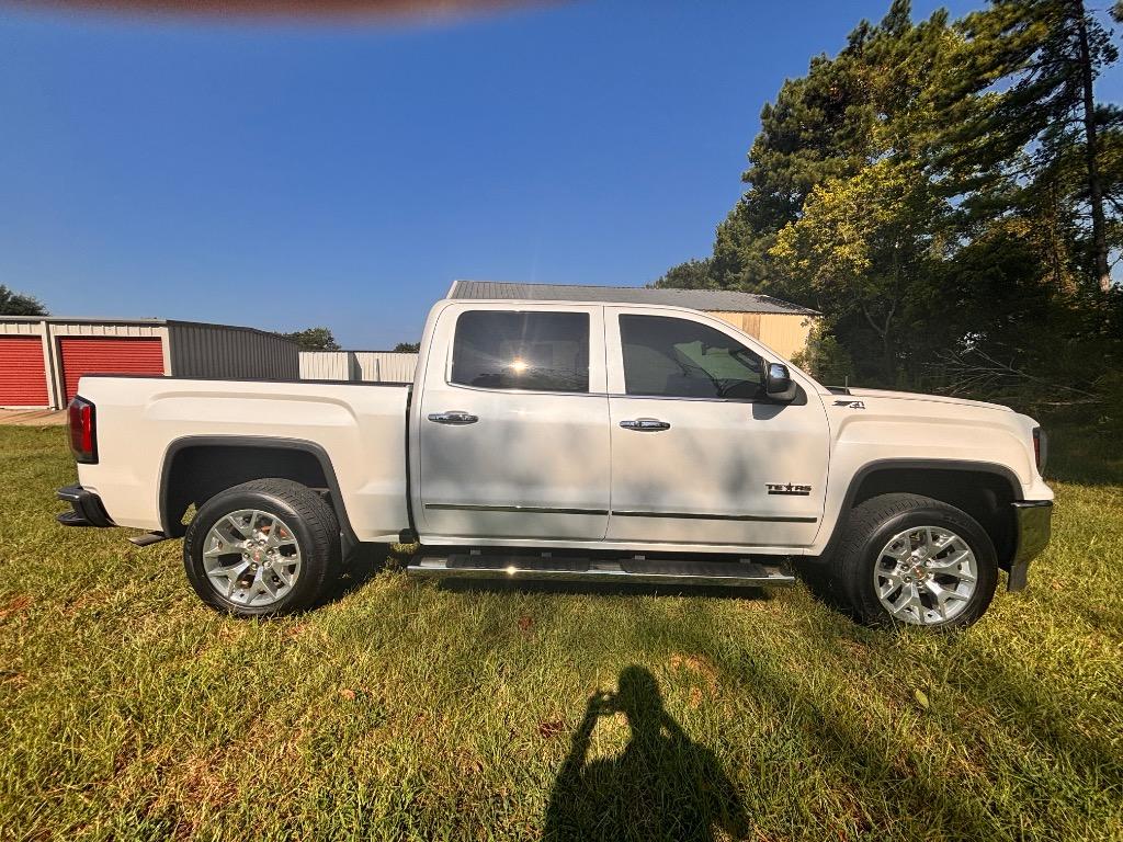 2018 GMC Sierra - $30,400