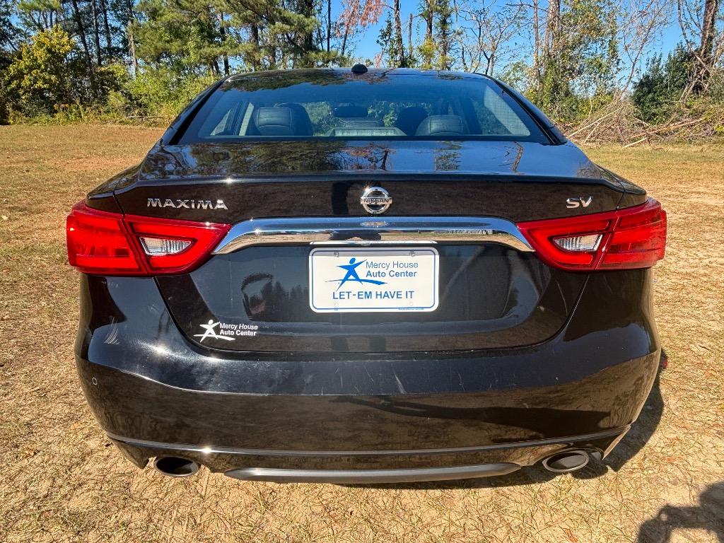 2017 Nissan Maxima - $15,000