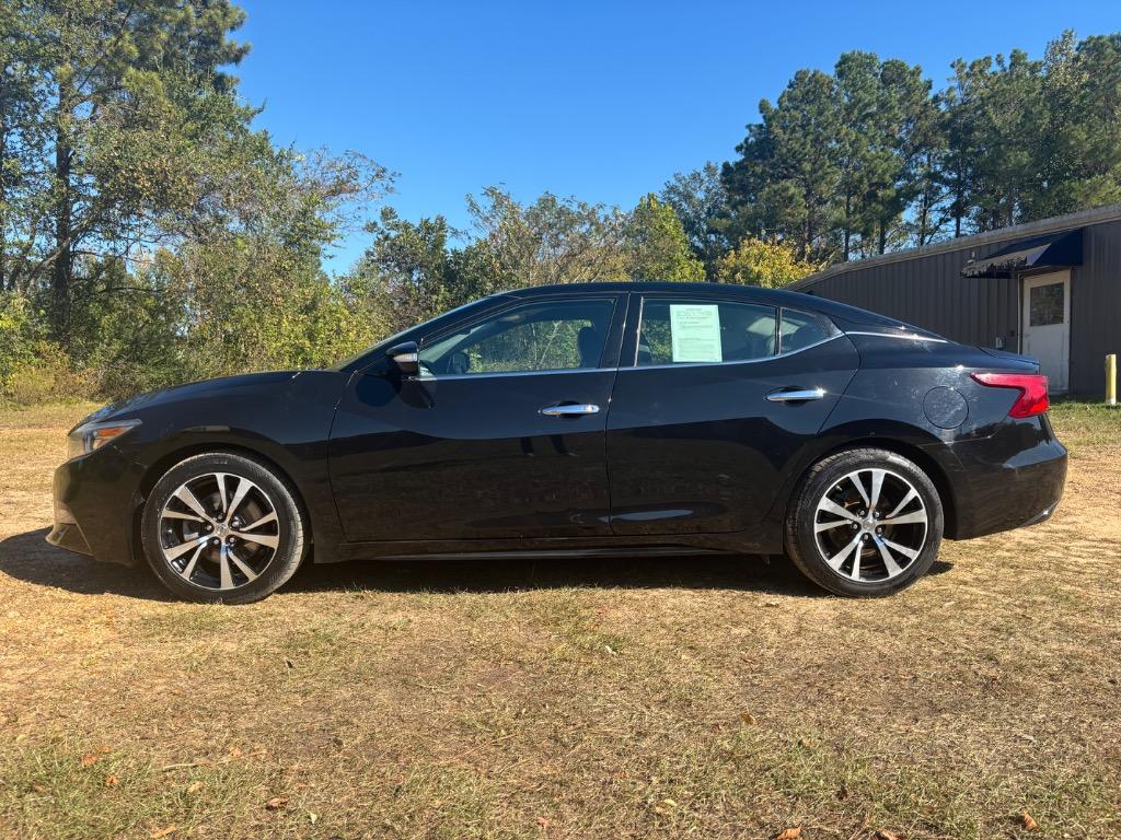 2017 Nissan Maxima - $15,000