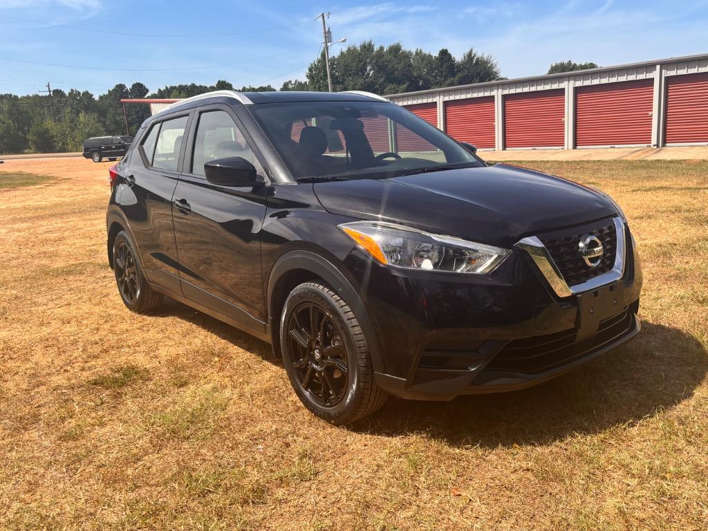 2020 Nissan Kicks - $14,000