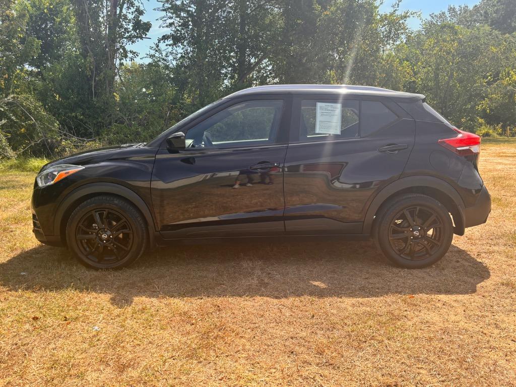 2020 Nissan Kicks - $14,000