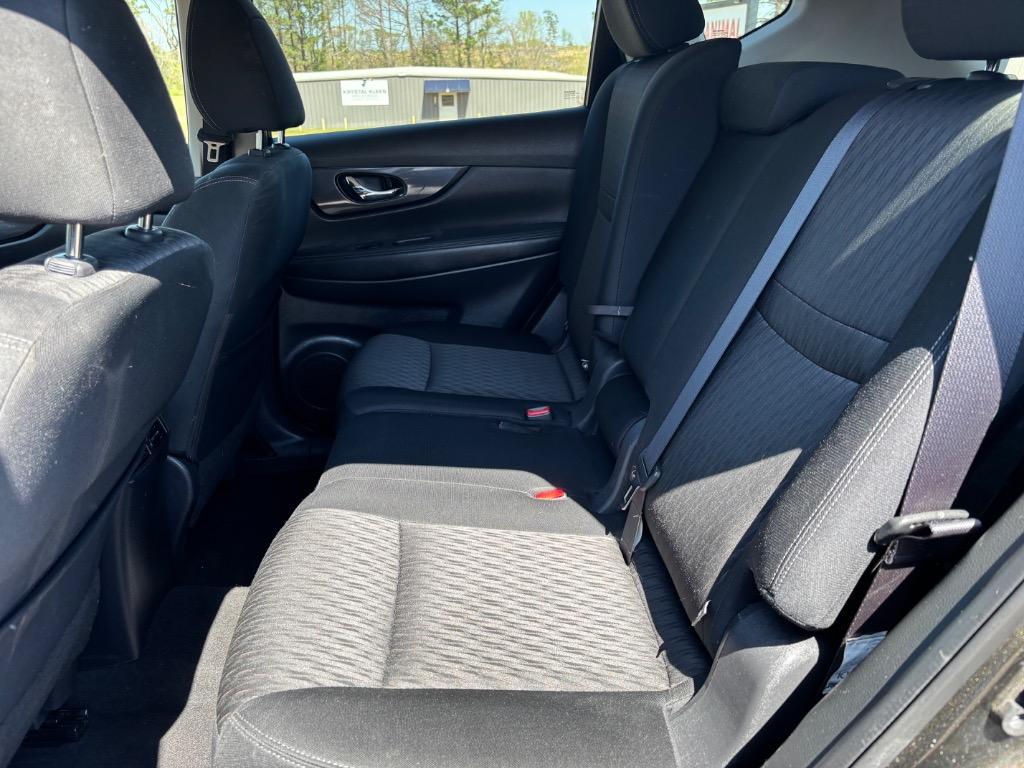 2017 Nissan Rogue - $13,600