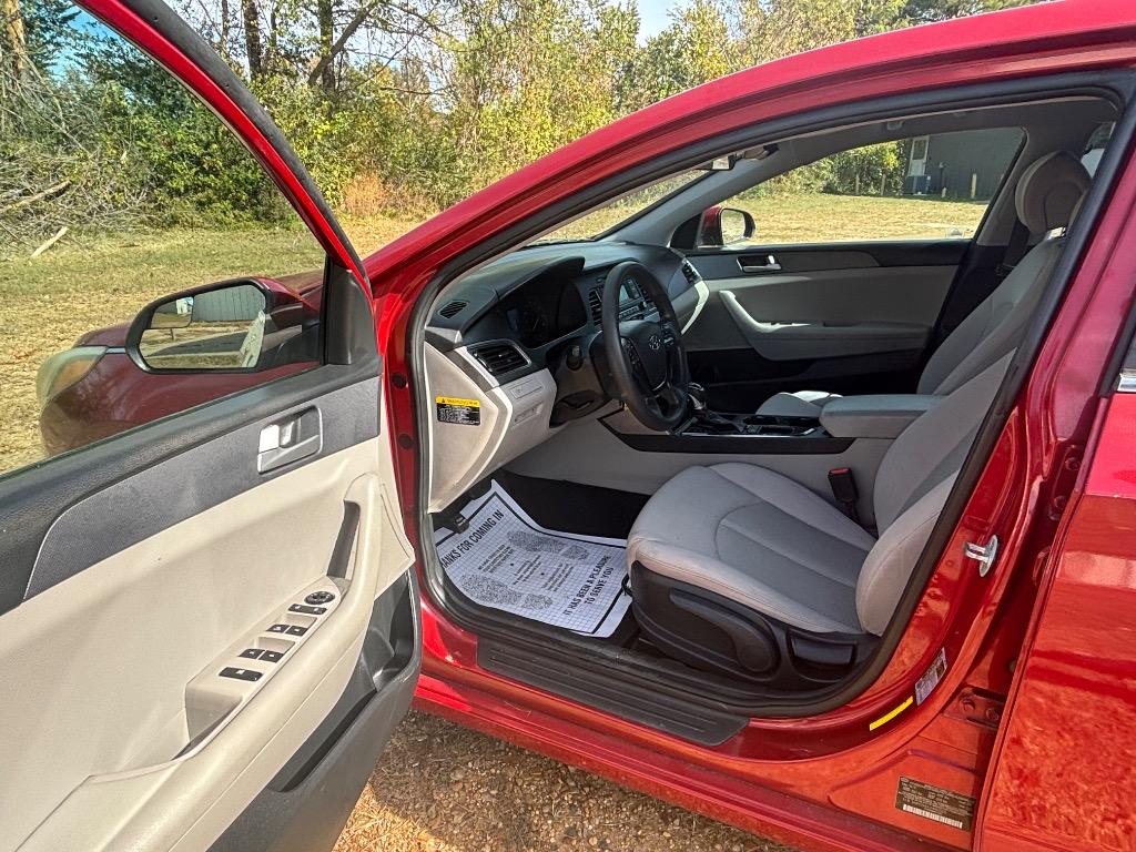 2017 Hyundai Sonata - $11,700