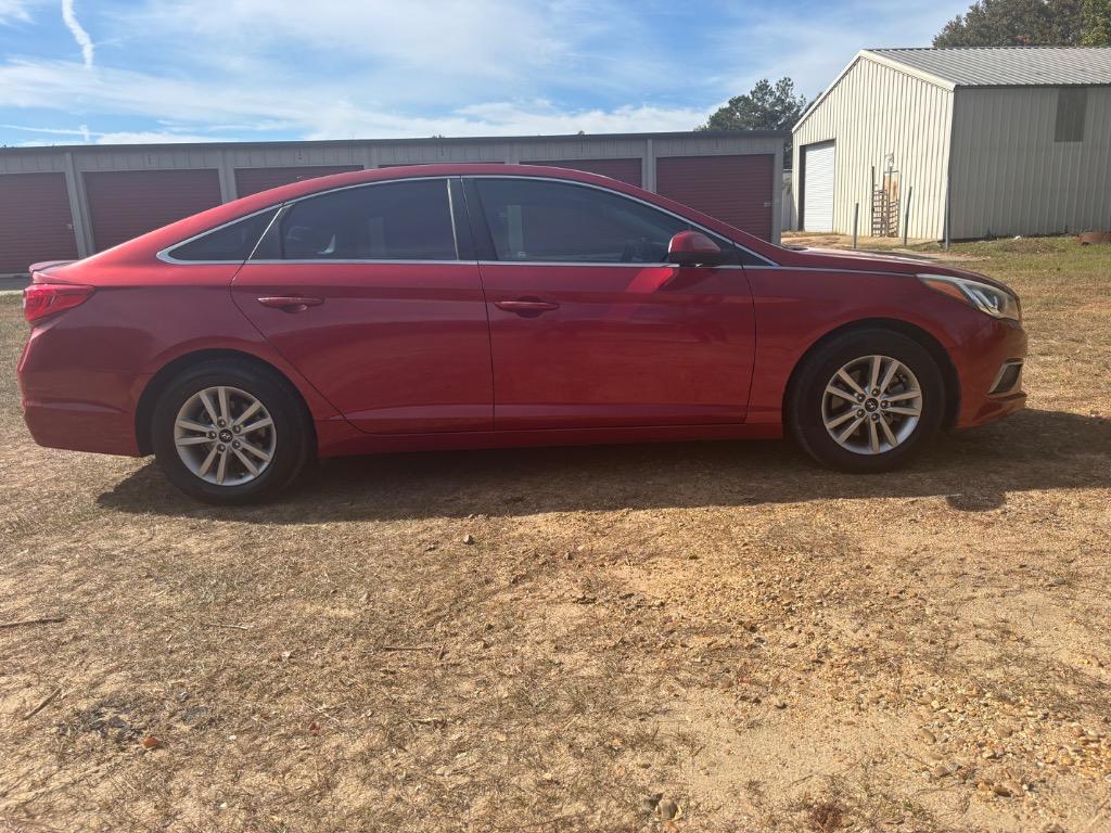 2017 Hyundai Sonata - $11,700