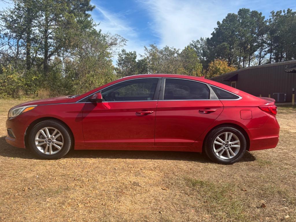 2017 Hyundai Sonata - $11,700