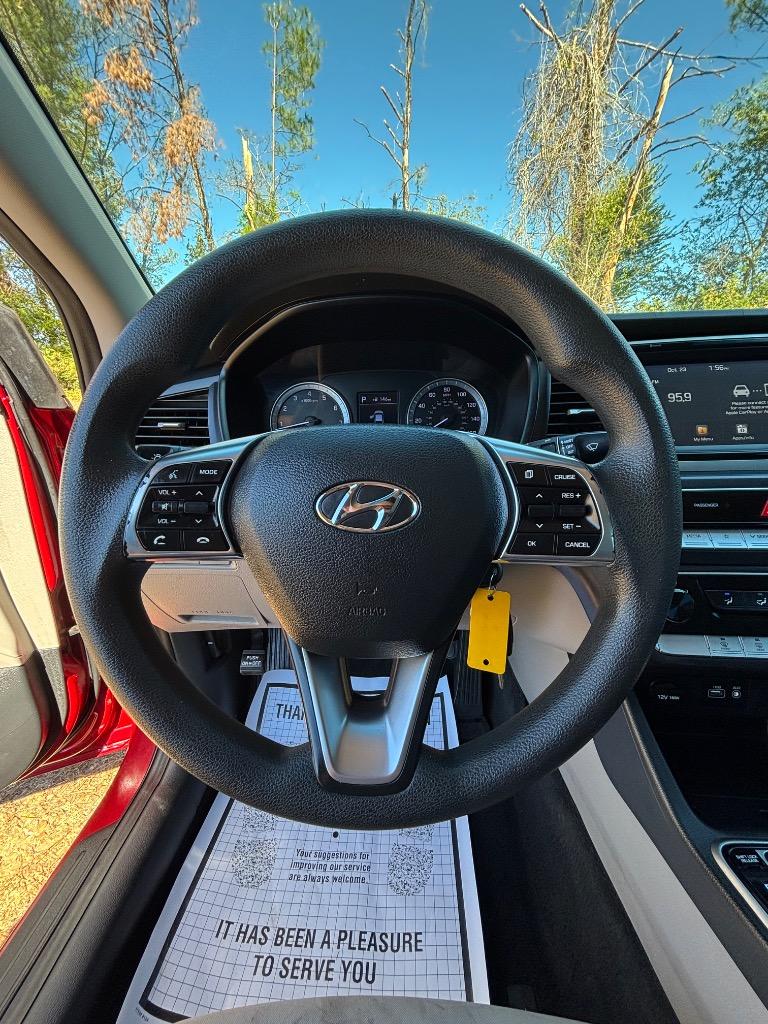 2018 Hyundai Sonata - $14,300