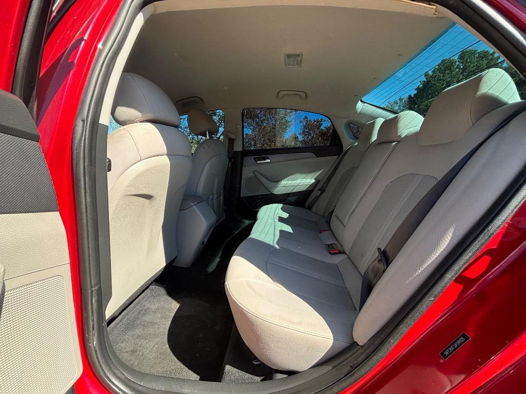 2018 Hyundai Sonata - $14,300