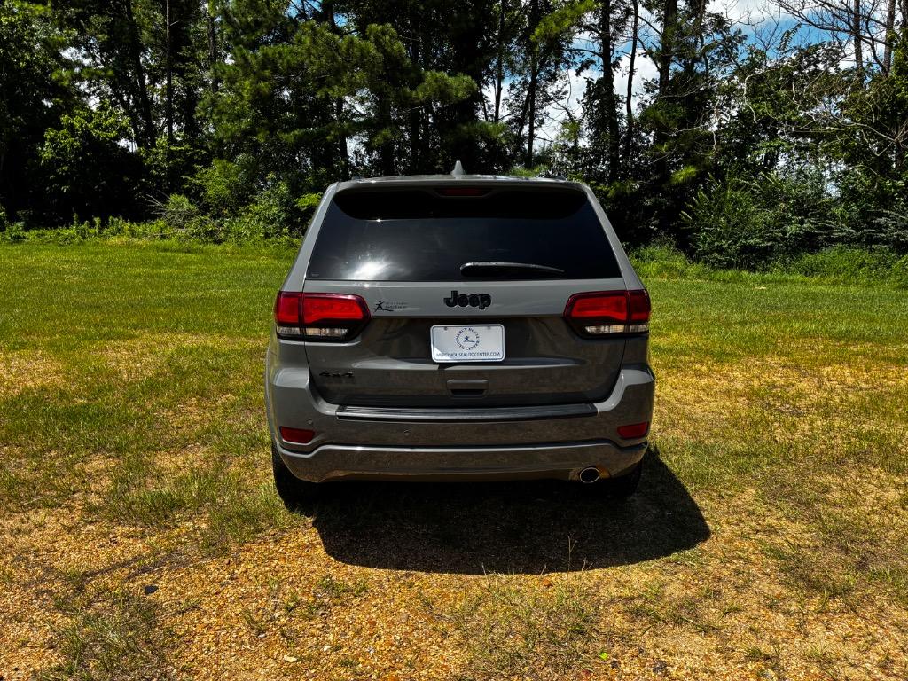 2021 Jeep Cherokee - $22,800