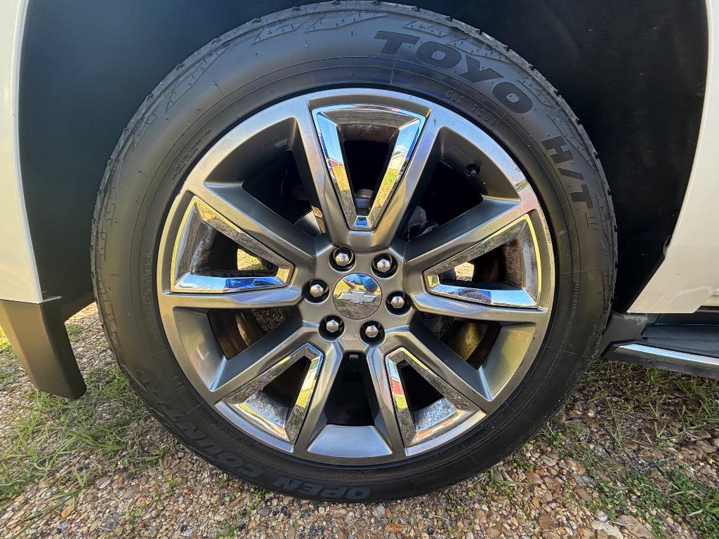 2015 Chevrolet Tahoe - $22,200