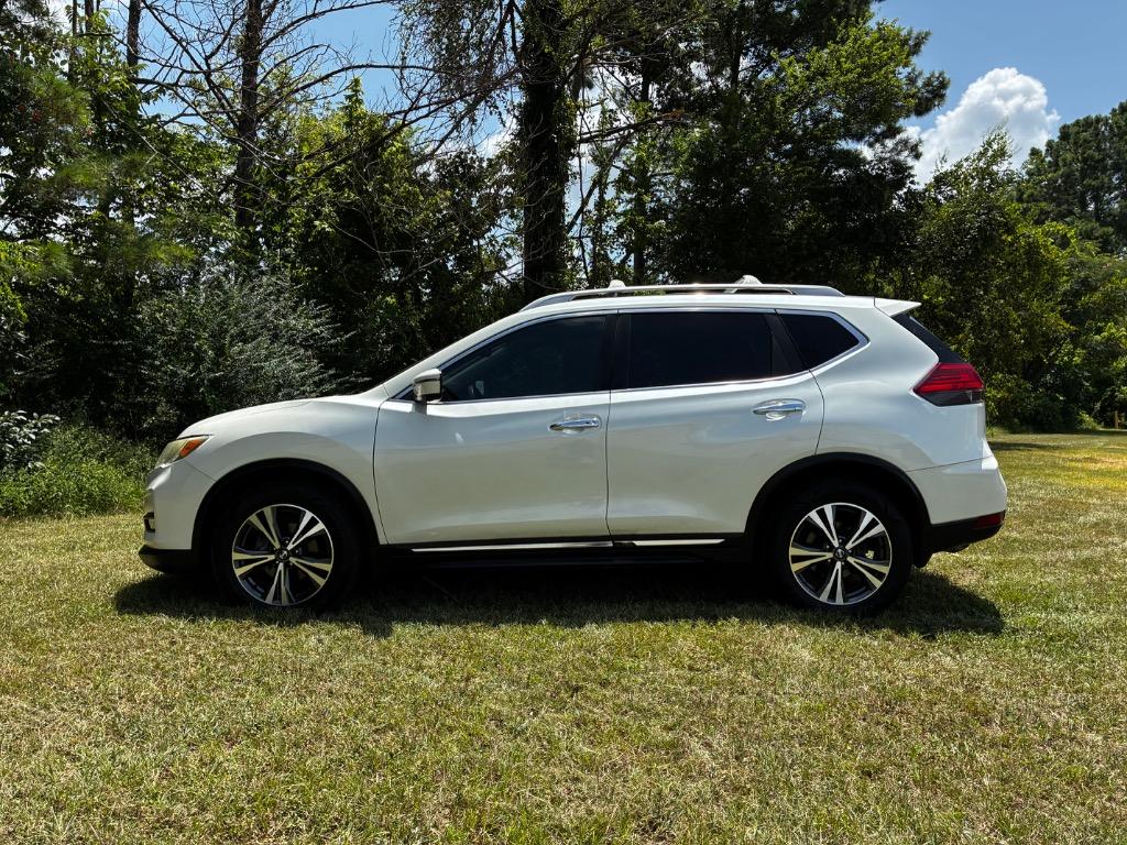 2017 Nissan Rogue - $14,600