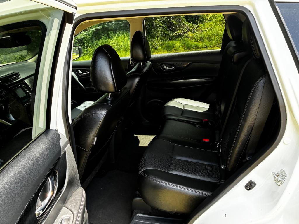 2017 Nissan Rogue - $14,600