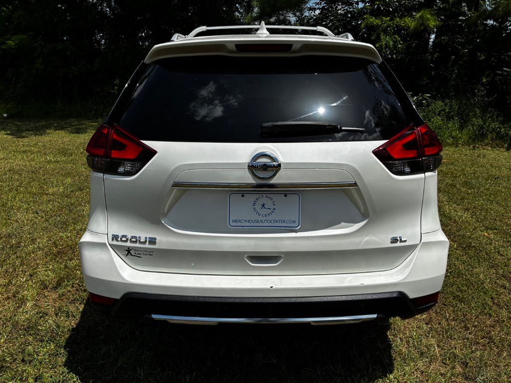 2017 Nissan Rogue - $14,600