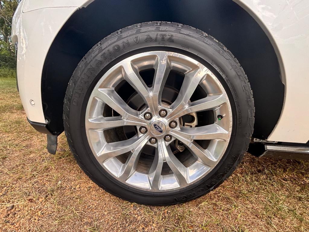2018 Ford Expedition - $22,800