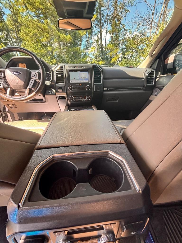 2018 Ford Expedition - $22,800