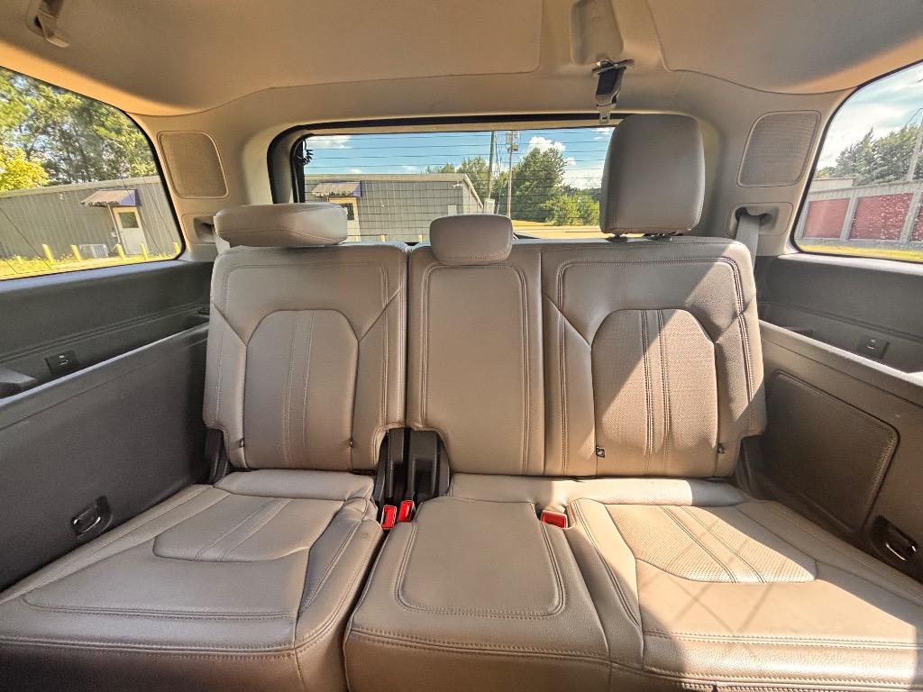 2018 Ford Expedition - $22,800