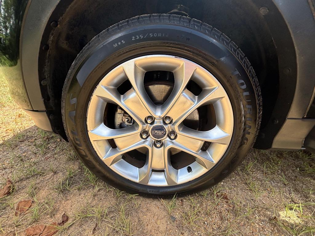 2013 Ford Escape - $8,700