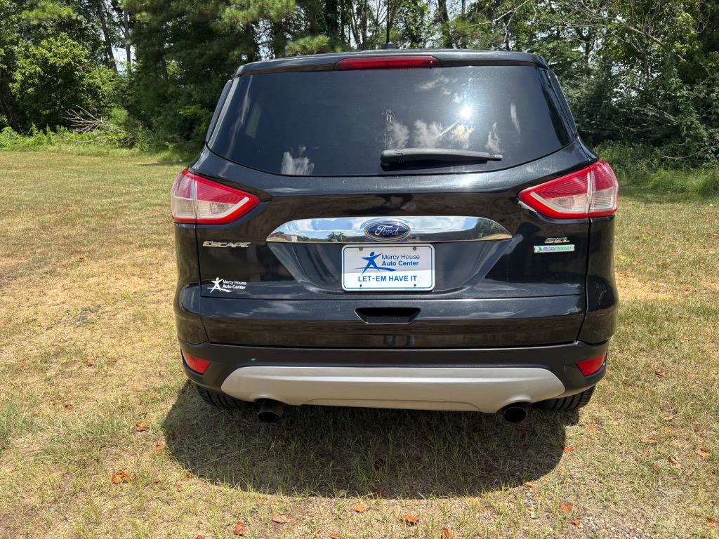 2013 Ford Escape - $8,700