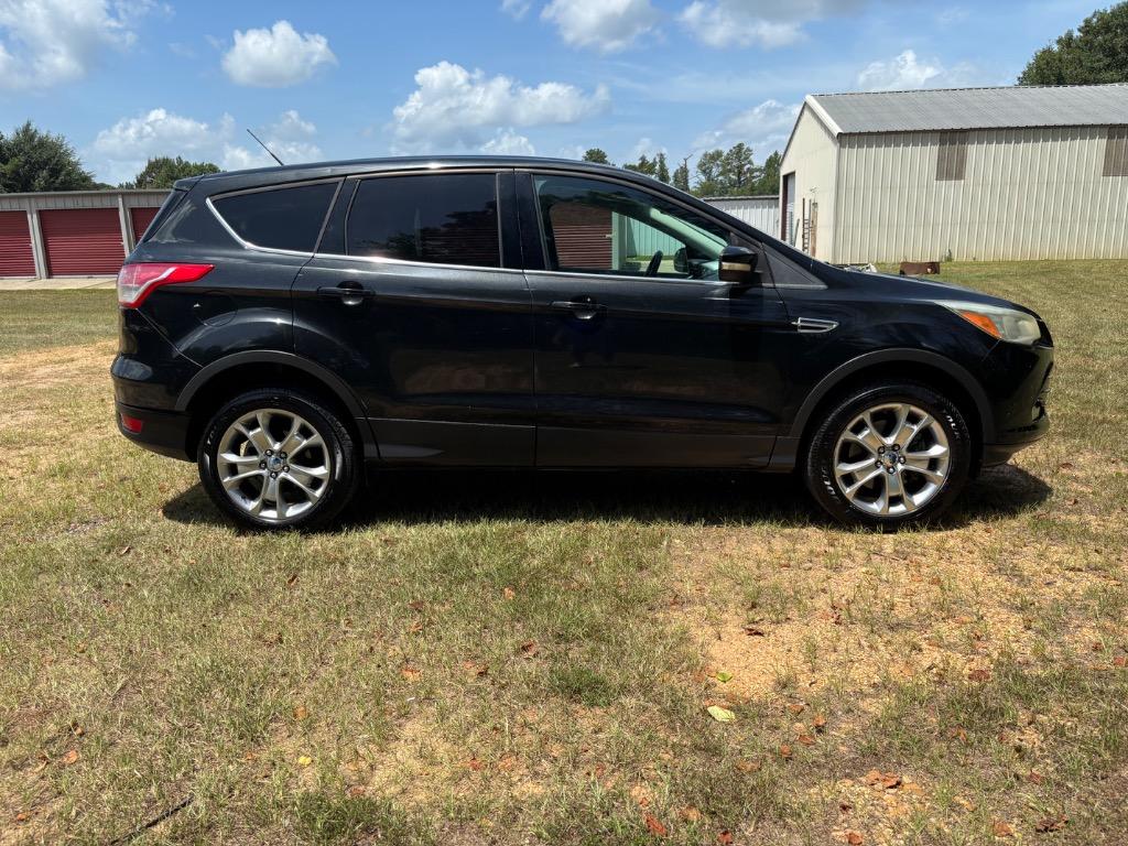 2013 Ford Escape - $8,700