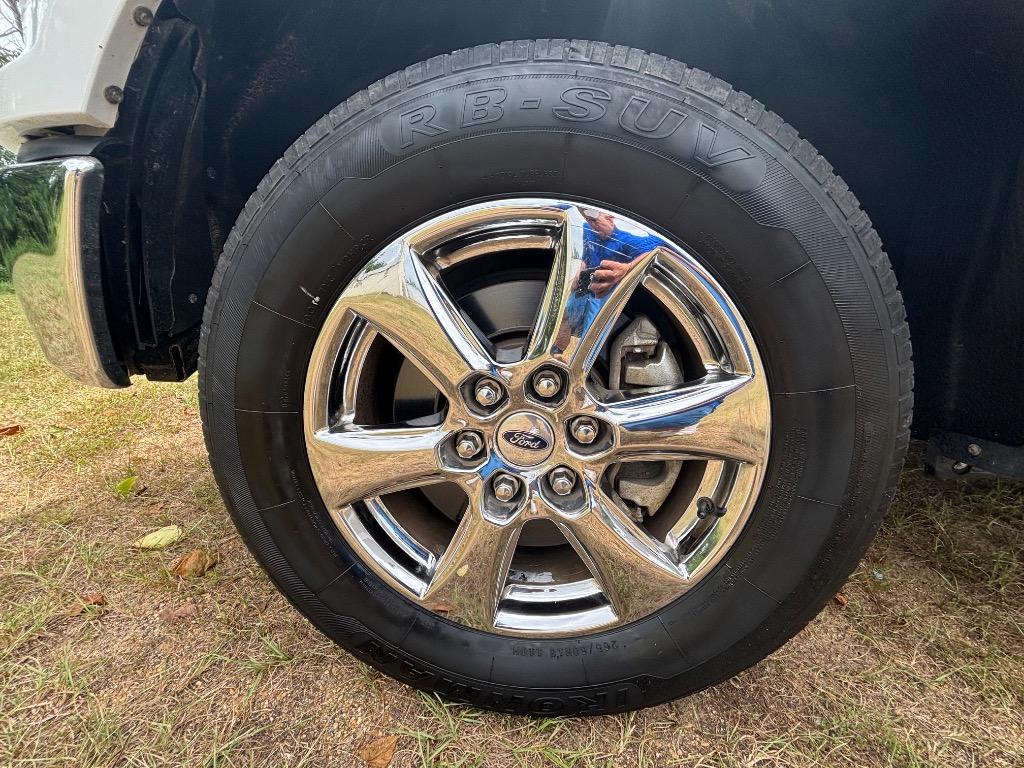 2020 Ford F-150 - $22,700