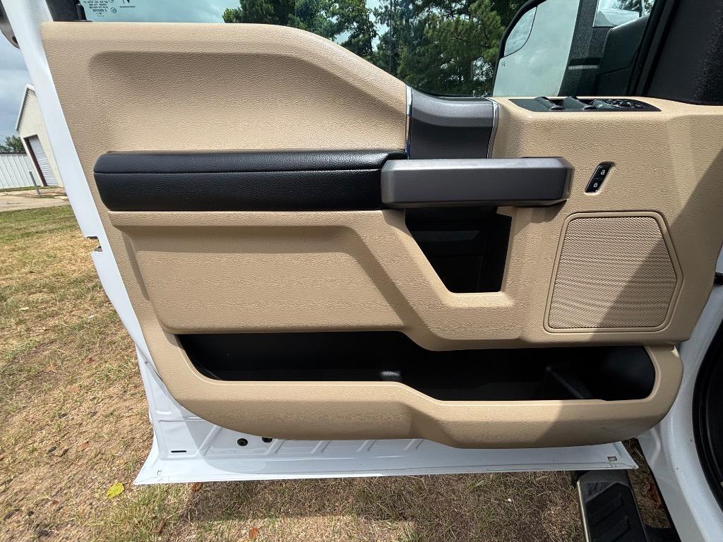 2020 Ford F-150 - $22,700