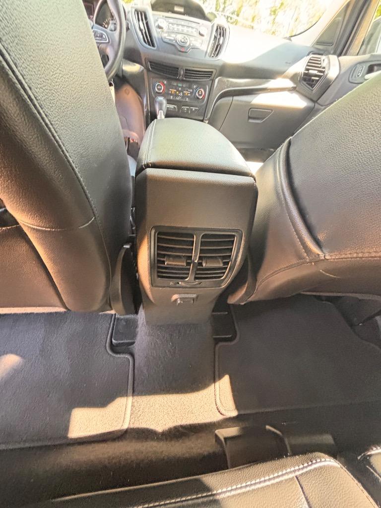 2017 Ford Escape - $8,555