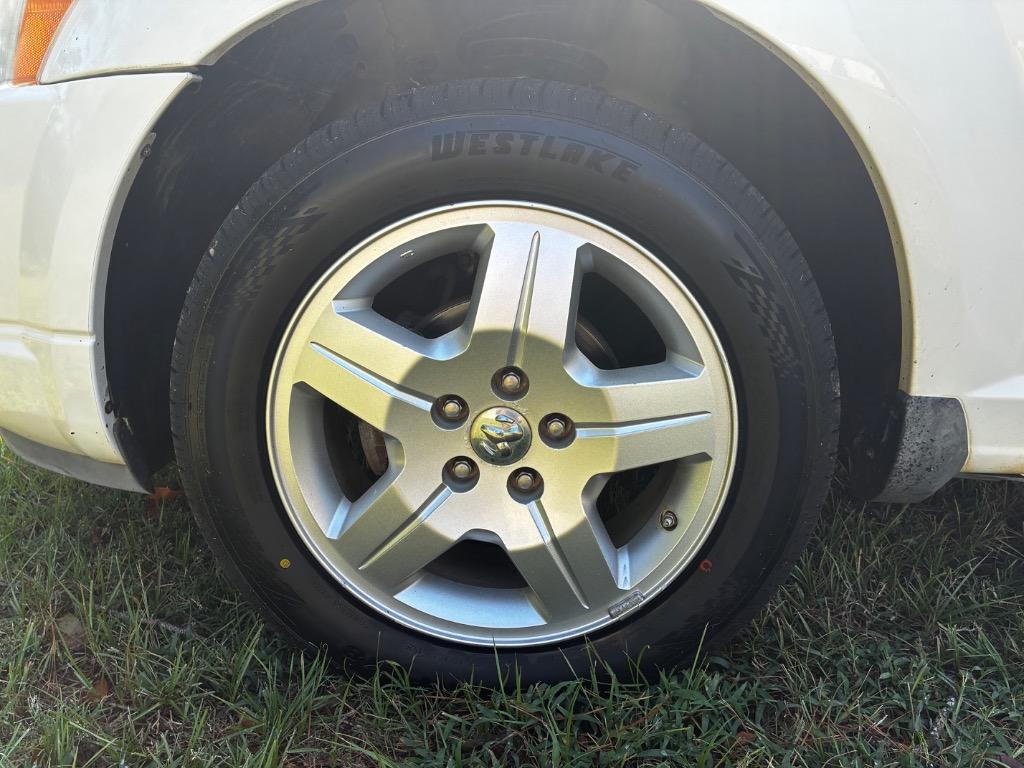 2009 Dodge Caliber - $3,500