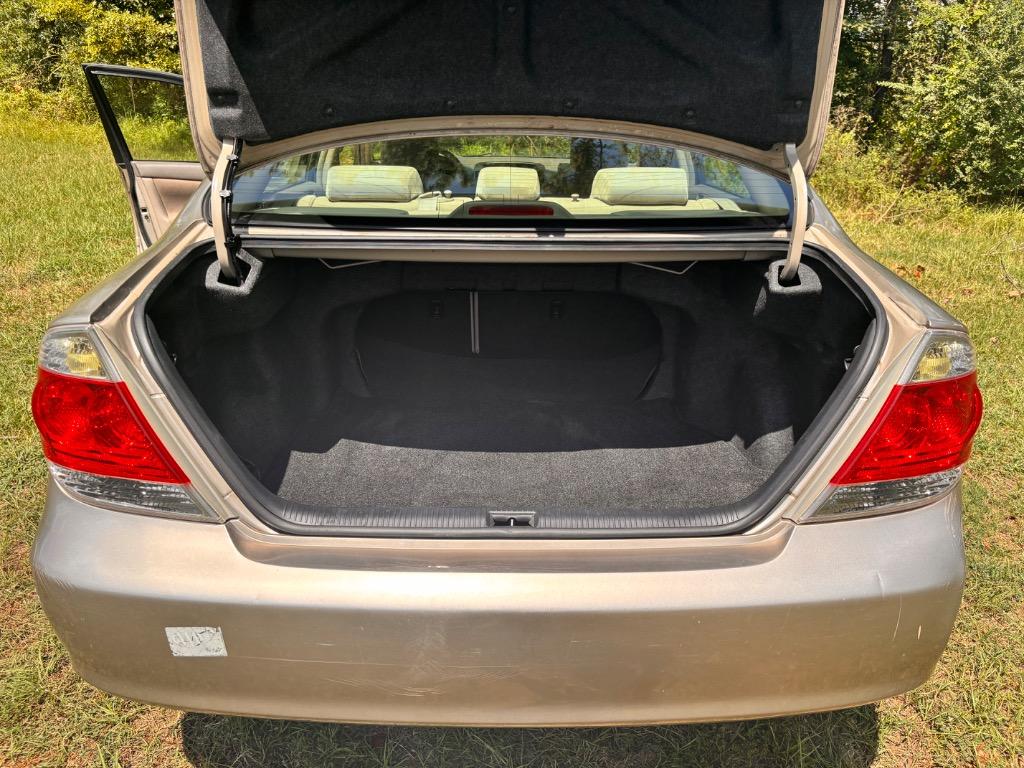 2006 Toyota Camry - $6,500