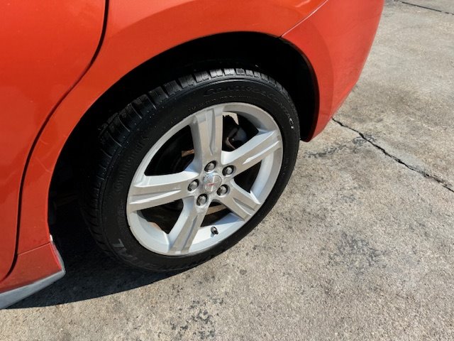 2010 Pontiac Vibe 2.4L photo