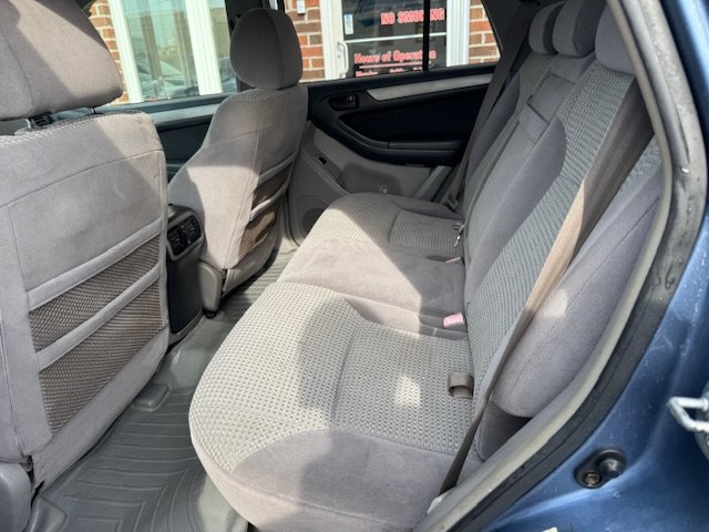 2004 Toyota 4Runner SR5 photo