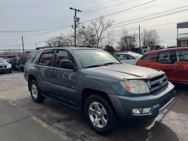 2004 Toyota 4Runner SR5 photo