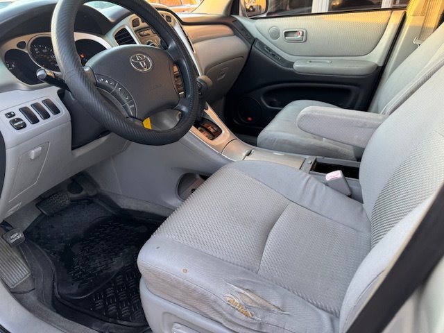 2004 Toyota Highlander photo