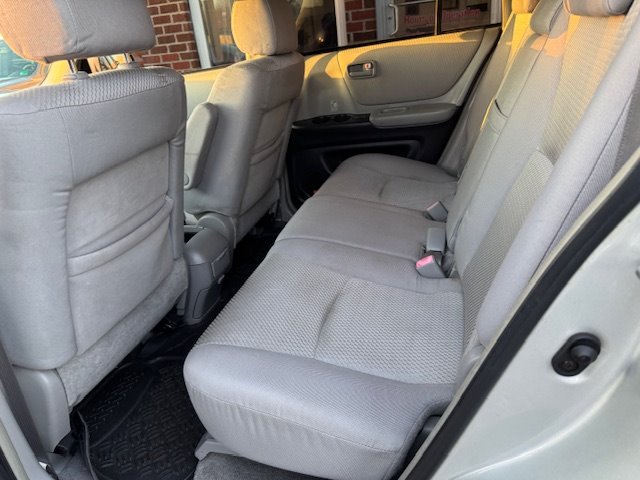 2004 Toyota Highlander photo