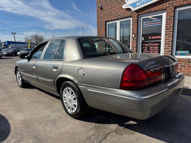 2004 Mercury Grand Marquis GS photo