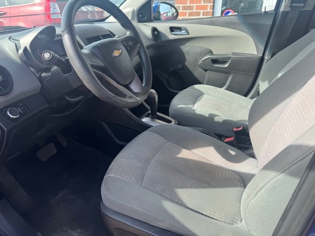 2013 Chevrolet Sonic LS Auto photo