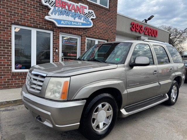 2002 Cadillac Escalade photo
