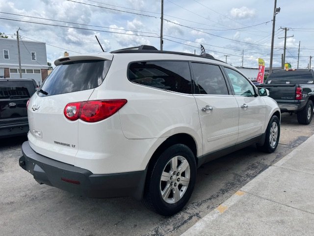 2012 Chevrolet Traverse LT photo