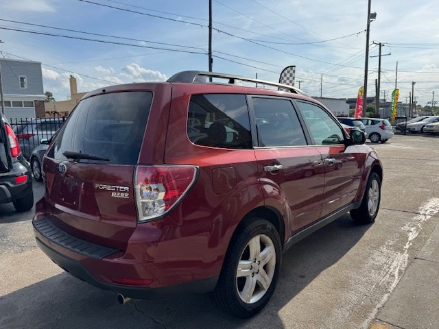 2010 Subaru Forester 2.5X Premium photo