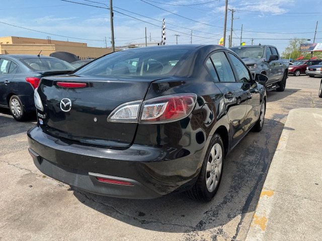 2011 Mazda Mazda3 i Sport photo