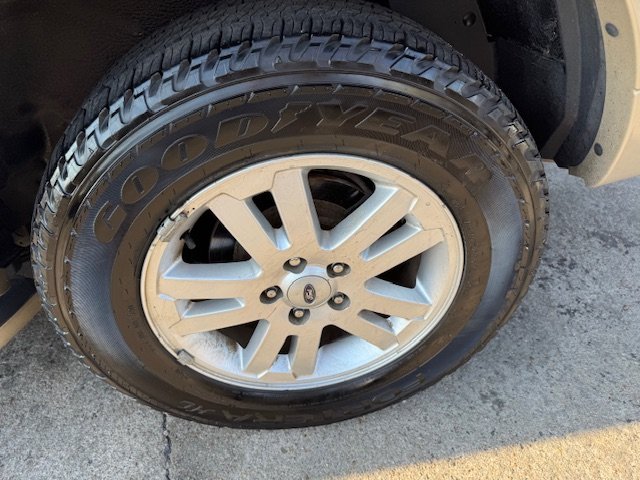 2008 Ford Explorer Eddie Bauer photo
