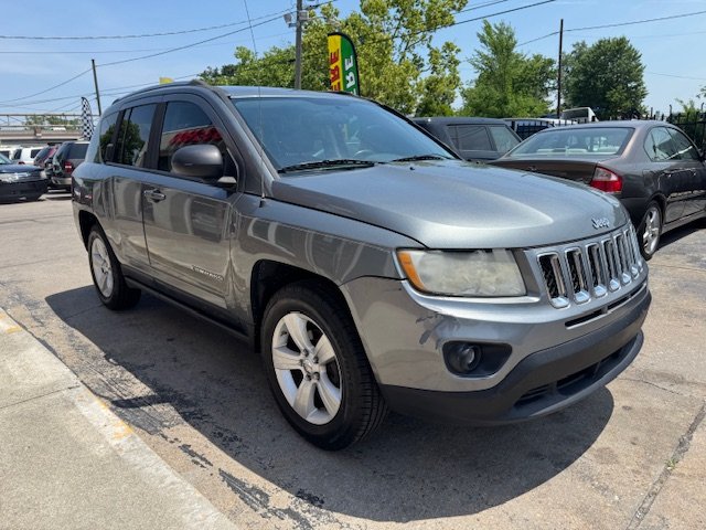 2012 Jeep Compass Latitude photo