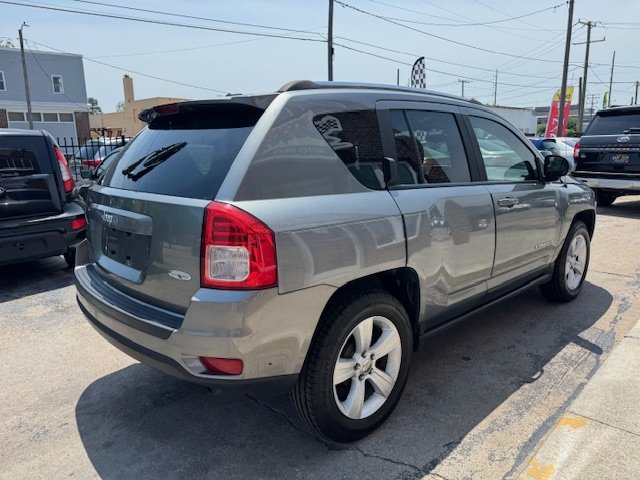 2012 Jeep Compass Latitude photo